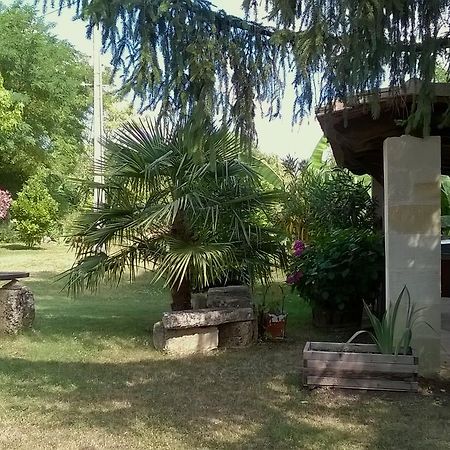 Bed and Breakfast Domaine Capiet Courpiac Exterior foto