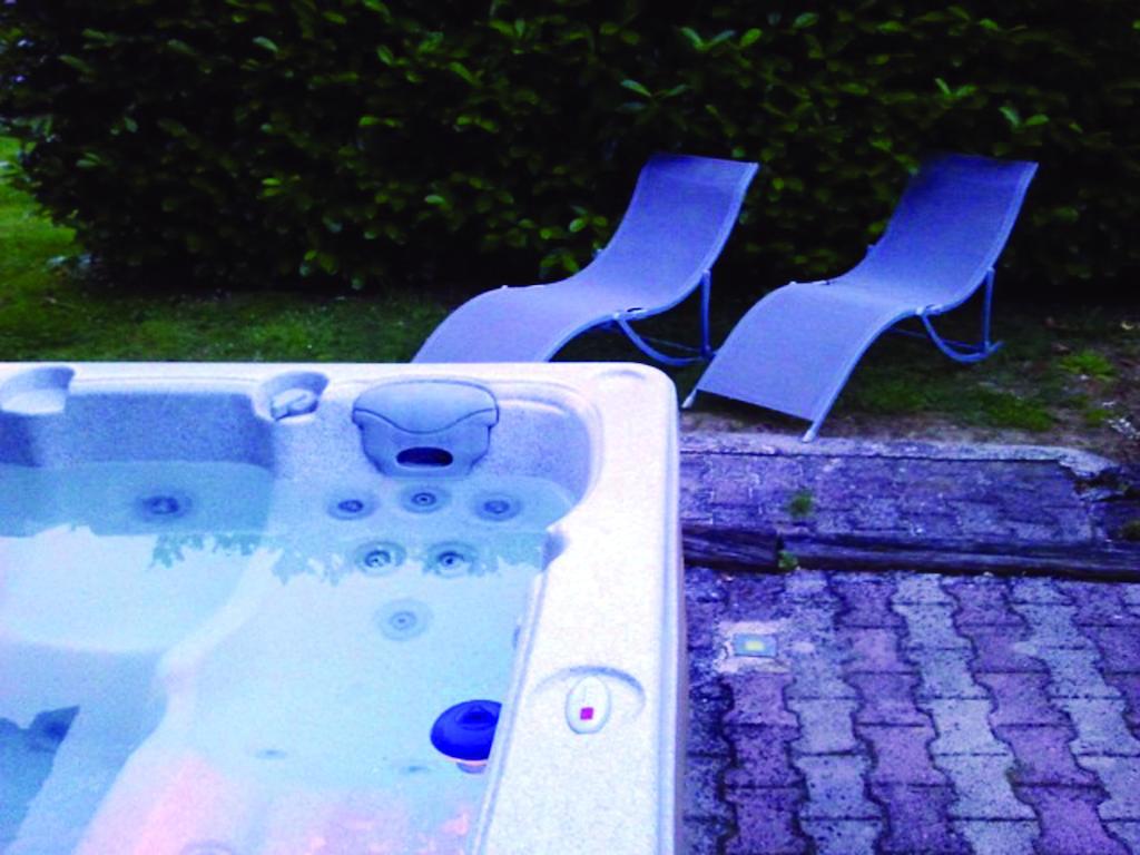 Bed and Breakfast Domaine Capiet Courpiac Exterior foto