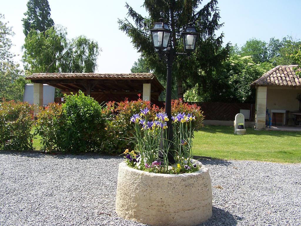 Bed and Breakfast Domaine Capiet Courpiac Exterior foto