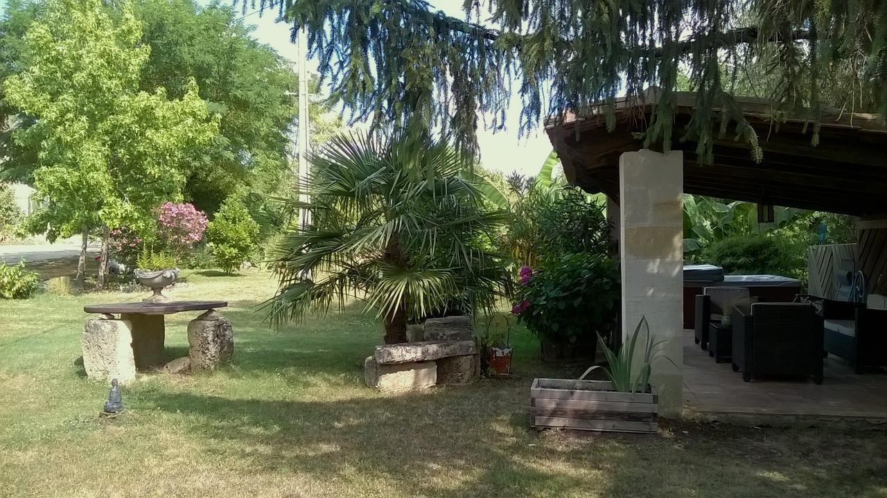Bed and Breakfast Domaine Capiet Courpiac Exterior foto